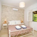 Mistral By Villa *