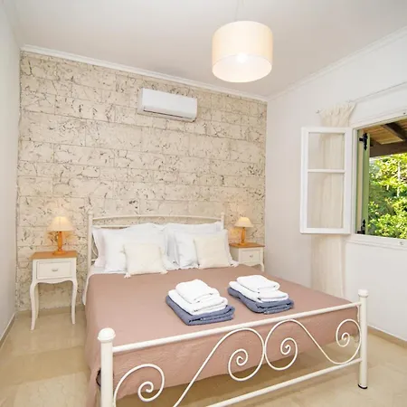 Villa Mistral By *